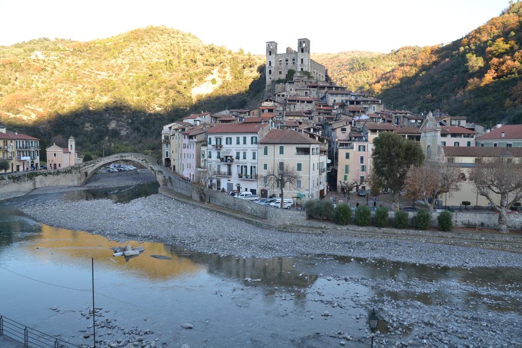 Al Ponte Vecchio Apartment Dolceacqua Exterior photo
